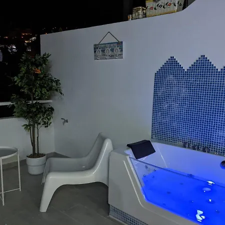 Jacuzzi Suite, Sueno De Pakito Apartment